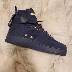Brand new dead stock SF Air Force mid
